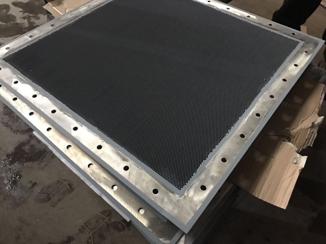 4.8mm 300x300Mm Steel EMI Honeycomb Air Vents Panel For Mrictxray Room rf shielding room emc chamber anechoic chamber